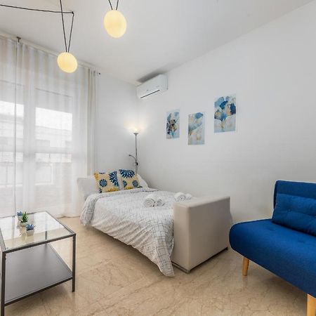 Niguarda-Zara Xxl Home,Two Balconies,Wifi,Family ミラノ エクステリア 写真